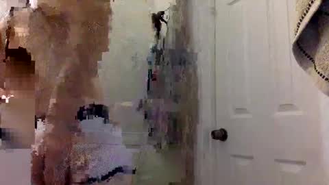 Snapshot of chrome89 chatting on 09-19-25, 12:06 Chrome89 online show from 09-19-25, 12:06