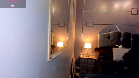 chrristopher77 online show from 09-19-25, 03:13