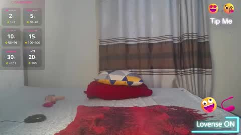 Snapshot of chrsatbell chatting on 12-04-25, 03:38 chrsatbell online show from 12-04-25, 03:38