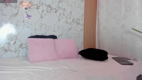 Christal Golden online show from 11-13-25, 08:19