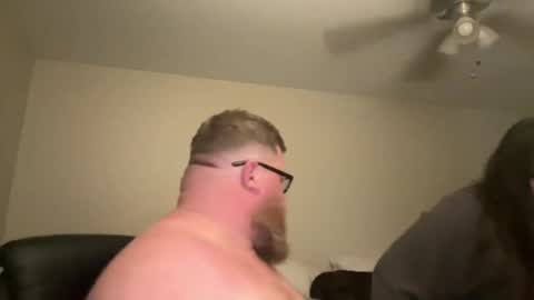 chubbsguy92 online show from 10-27-25, 02:59