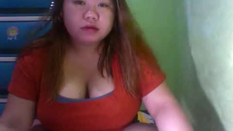 chubbybigtits_01 online show from 10-31-25, 09:54