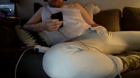 Snapshot of chuchujelly chatting on 02-25-25, 12:14 chuchujelly online show from 02-25-25, 12:14