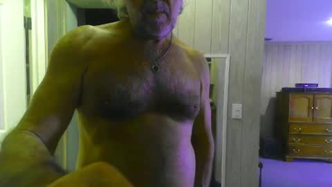 chuck354139 online show from 12-18-24, 03:55