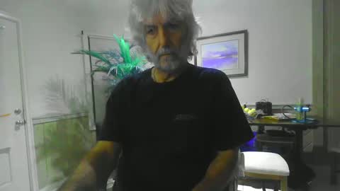 chuck354139 online show from 12-26-24, 08:50