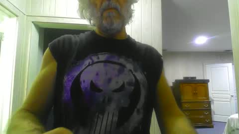 chuck354139 online show from 12-31-24, 01:04