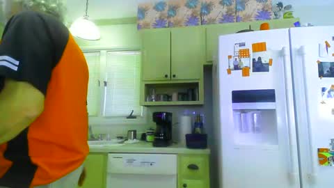 chuck354139 online show from 01-02-25, 02:35