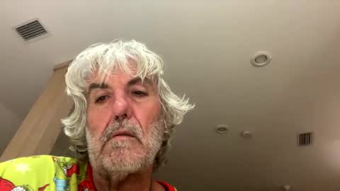 chuck354139 online show from 01-06-25, 10:24