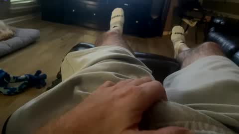 chucktownguy81 online show from 12-29-24, 04:40