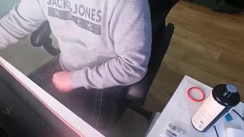 chucky606 online show from 11-15-25, 09:50