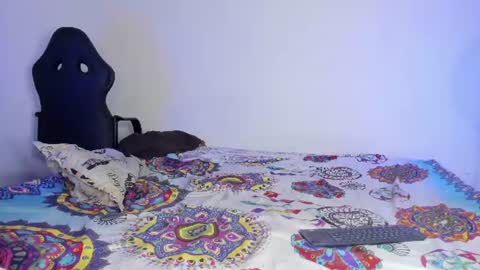 Karlay online show from 06-09-26, 05:52