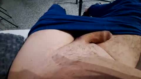 Snapshot of chule63 chatting on 10-09-25, 09:51 chule63 online show from 10-09-25, 09:51