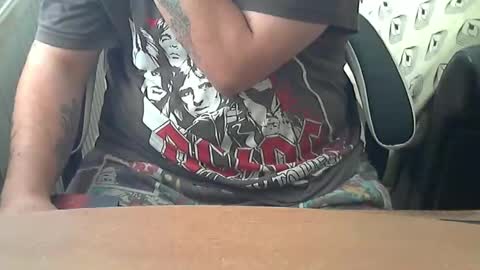 Snapshot of chunkisgreat chatting on 09-15-25, 02:50 chunkisgreat online show from 09-15-25, 02:50