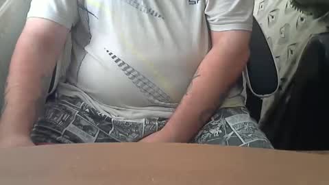 Snapshot of chunkisgreat chatting on 09-20-25, 01:45 chunkisgreat online show from 09-20-25, 01:45