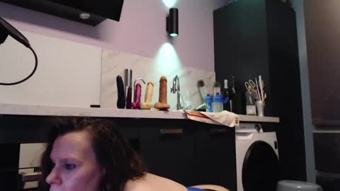 Jessica online show from 12-18-24, 01:59