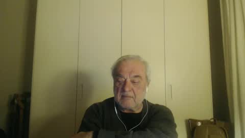 ciaoamoremio4 online show from 01-02-25, 11:38