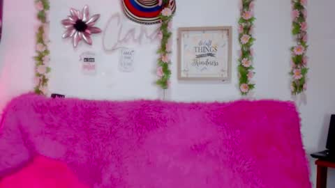 Snapshot of ciaraasweet chatting on 02-25-25, 05:25 Ciara  online show from 02-25-25, 05:25
