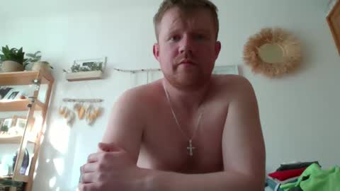 ciasnsyrize1996 online show from 03-04-25, 01:38