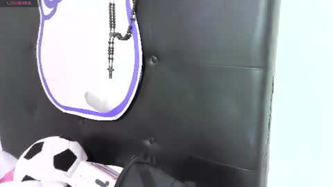 cieloo_777 online show from 07-28-26, 01:45