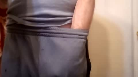 Snapshot of ciestep8216 chatting on 01-06-25, 04:26 ciestep8216 online show from 01-06-25, 04:26