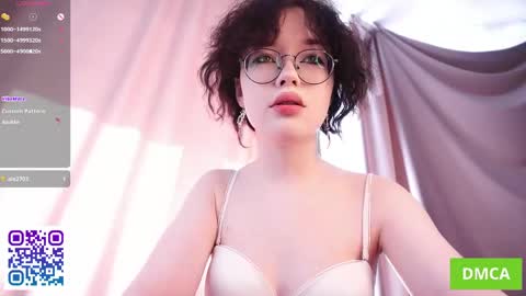 Snapshot of cinacandy chatting on 05-30-26, 06:32 L online show from 05-30-26, 06:32