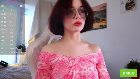   L  online show from 07-22-26, 05:54