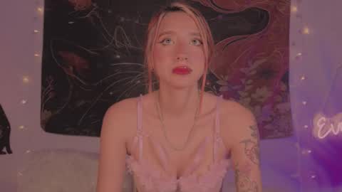 Sofi Eva and Mey online show from 02-08-26, 09:18