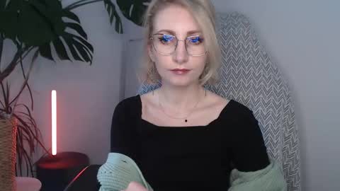 Cinderella online show from 04-27-26, 05:27