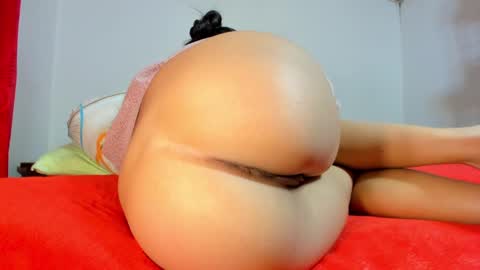 Snapshot of cindy__gray chatting on 01-27-25, 08:40 CINDY online show from 01-27-25, 08:40