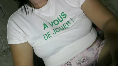 Snapshot of cindy_hot23 chatting on 03-08-25, 09:39 cindy_hot23 online show from 03-08-25, 09:39