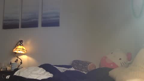 Snapshot of cindy_loo_hoops chatting on 03-29-26, 02:17 sisypheanlove online show from 03-29-26, 02:17