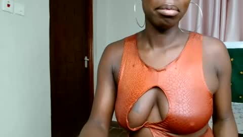 Snapshot of cindy_spice chatting on 05-25-26, 09:43 cindy spice online show from 05-25-26, 09:43