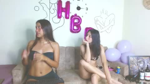 Snapshot of cinna__ chatting on 11-13-25, 12:09 cinna__ online show from 11-13-25, 12:09