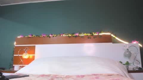Karla  online show from 10-24-25, 08:05