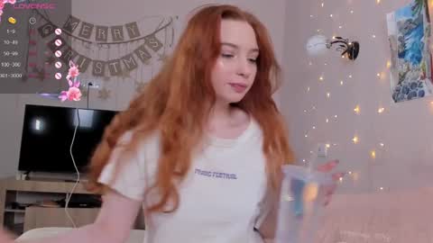 Snapshot of cinnabongirls chatting on 12-20-24, 04:04 Maddy online show from 12-20-24, 04:04