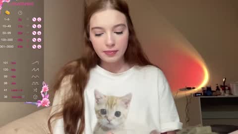 Snapshot of cinnabongirls chatting on 02-07-25, 01:47 Maddy online show from 02-07-25, 01:47