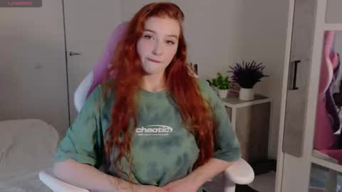 Snapshot of cinnabongirls chatting on 10-04-25, 01:58 Maddy online show from 10-04-25, 01:58