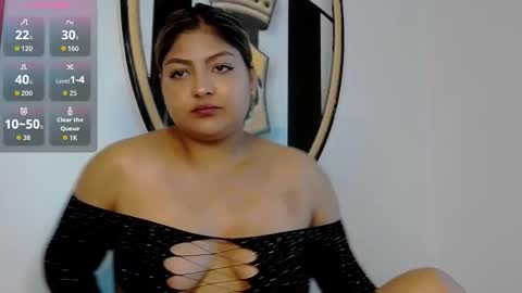 cinnamorena online show from 10-22-25, 05:19