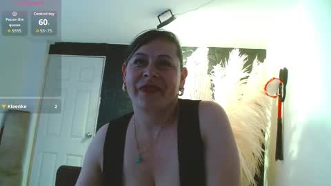 cinthia1609 online show from 10-15-25, 09:04