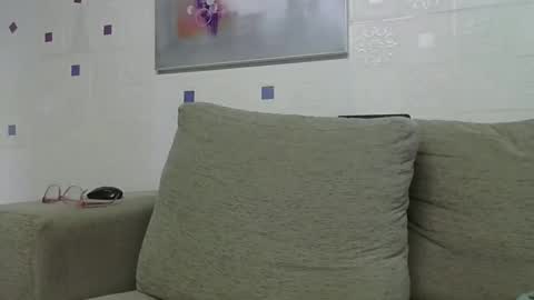 cinthia2525 online show from 03-11-25, 10:51