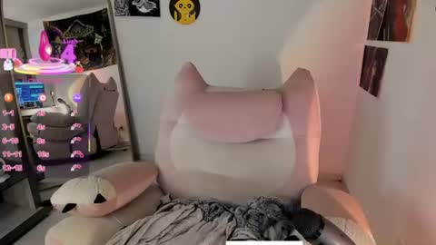 Paulina online show from 06-15-26, 12:13