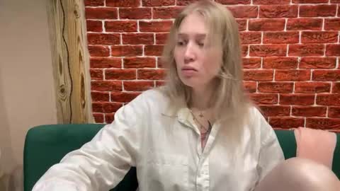 citrusblissss online show from 10-14-25, 02:29