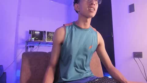 Snapshot of cj_davis1 chatting on 11-07-25, 08:25 cj_davis1 online show from 11-07-25, 08:25