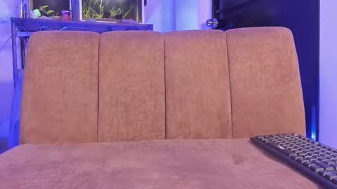 Snapshot of cj_davis1 chatting on 11-11-25, 02:39 cj_davis1 online show from 11-11-25, 02:39