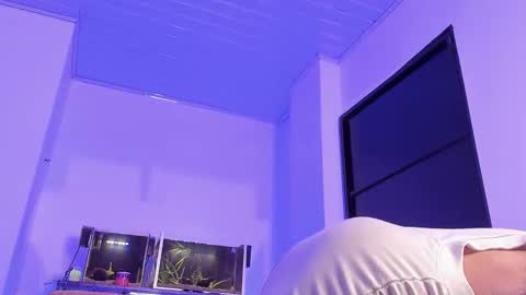 Snapshot of cj_davis1 chatting on 12-02-25, 01:33 cj_davis1 online show from 12-02-25, 01:33