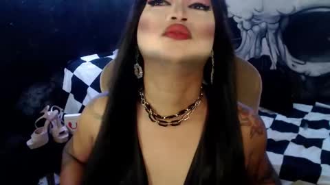 QUEEN CESS online show from 01-19-26, 05:11