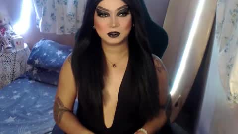 QUEEN CESS online show from 04-26-26, 12:58