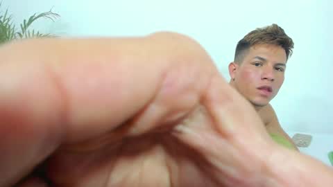 Snapshot of claimom chatting on 01-06-25, 12:37 Claimom online show from 01-06-25, 12:37