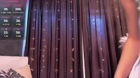 Snapshot of claire_amoure chatting on 01-09-25, 07:42 Claire online show from 01-09-25, 07:42