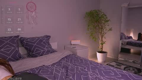 Snapshot of claire_amoure chatting on 10-15-25, 07:58 Claire online show from 10-15-25, 07:58